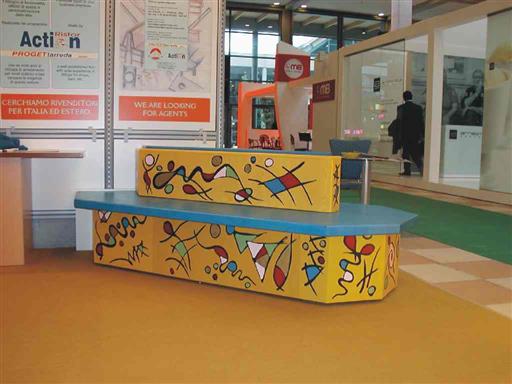 Foto d'archivio di stand a fiera di settore